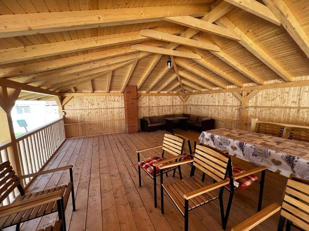 Отель Casa Bujor De Munte Dragoslavele Экстерьер фото